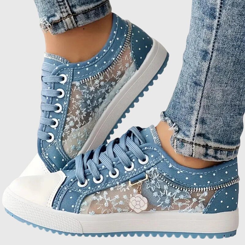 Orthopedic sneakers featuring arch support and cushioned insoles, designed with a wide toe box for enhanced comfort and foot health. 0